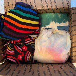 Mystery box - plus size rainbow box 3X - 4 items total